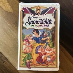 Walt Disney Masterpiece Snow White and the Seven Dwarfs VHS 1524 Inserts